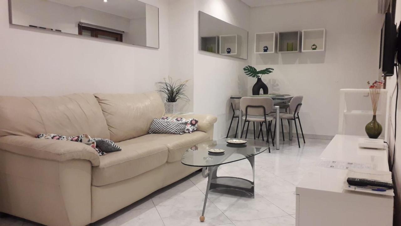דירות מדריד Apartamento Junto Al Santiago Bernabeu Con Piscina מראה חיצוני תמונה