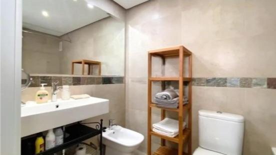 דירות מדריד Apartamento Junto Al Santiago Bernabeu Con Piscina מראה חיצוני תמונה